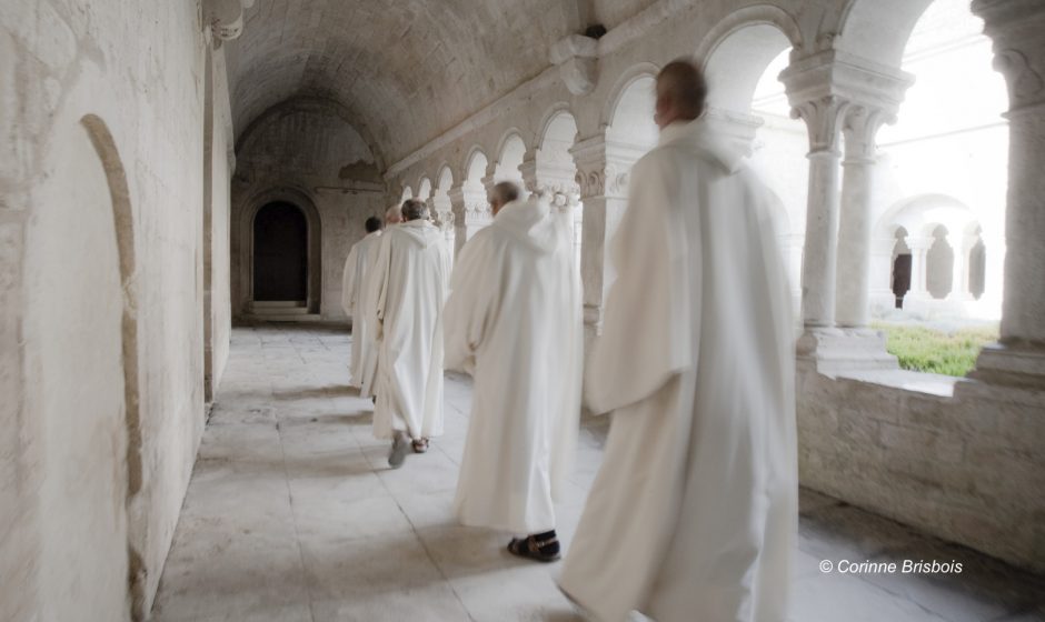 Communauté et vie quotidienne des moines a l'abbaye Notre Dame de Senanque.